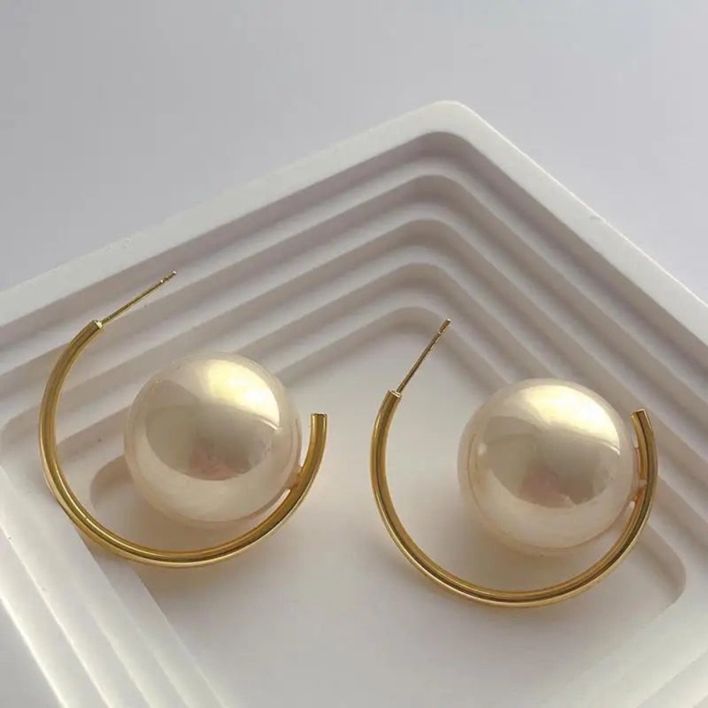 Elegant Gold-Tone Hoop Pearl Stud Earrings ✨